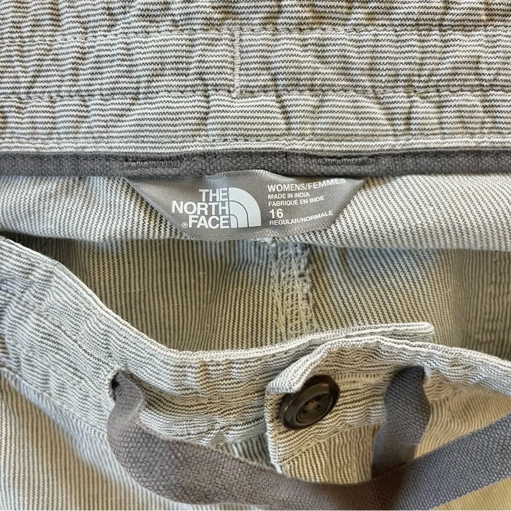 The North Face Women’s Gray White Pinstripe Casual Outdoor Pants Sz 16 India